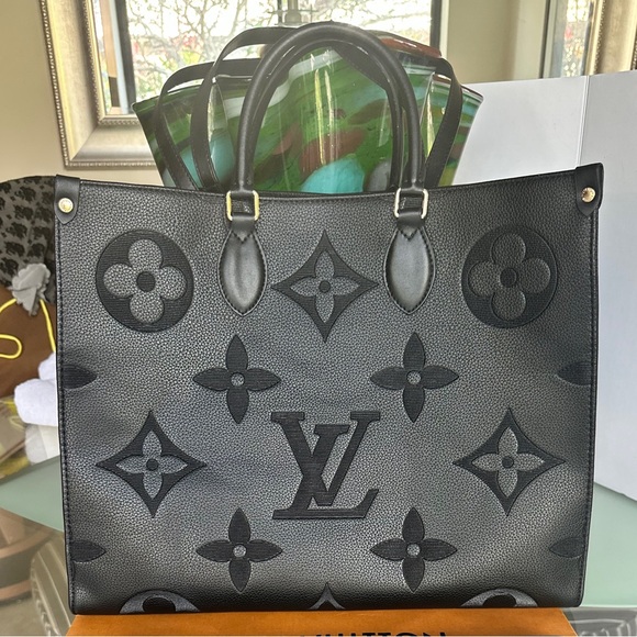 Grande Black Empriente Leather Tote Bag - added pictures - Picture 4 of 11